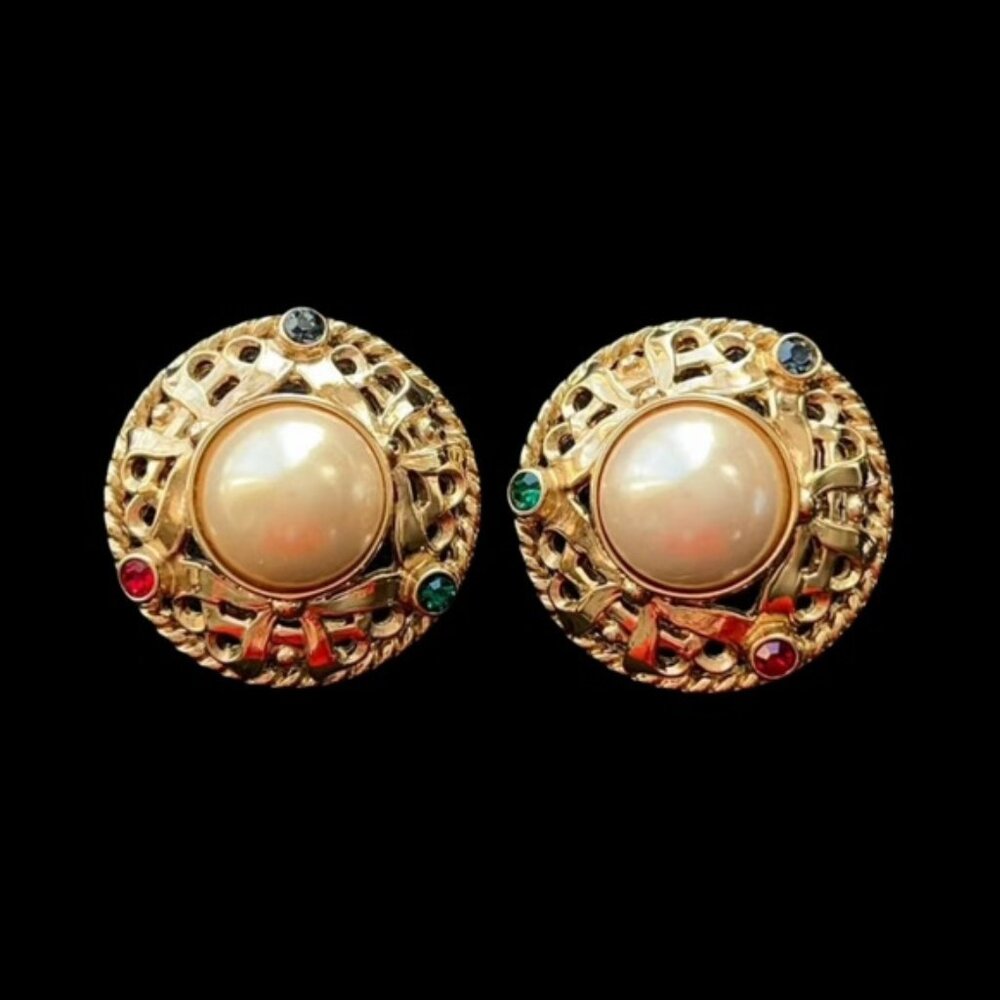 ✨Elegant Signed Pearl Gold Clip On Earrings